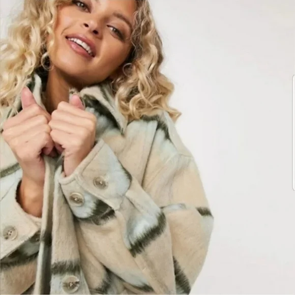 We the Free Vienna Shirt Jacket - Picture 3 of 10